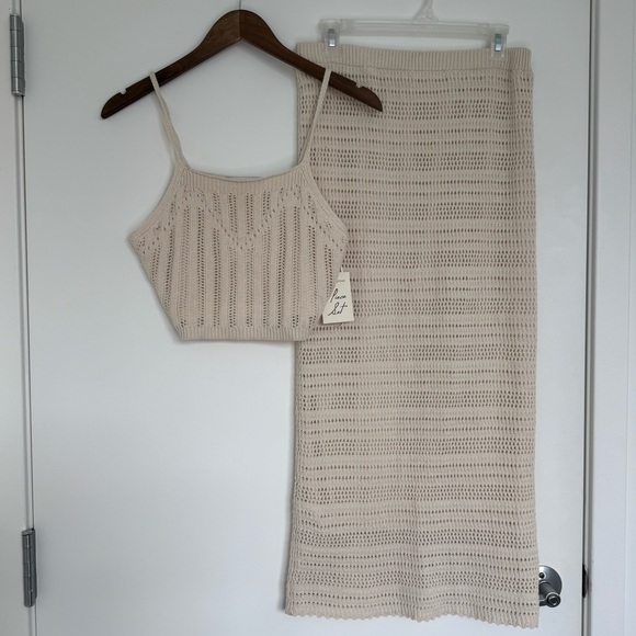 NWT Medium Chic Cream White Knit Skirt Top Matching Two Piece Vacation Resort - Picture 1 of 15